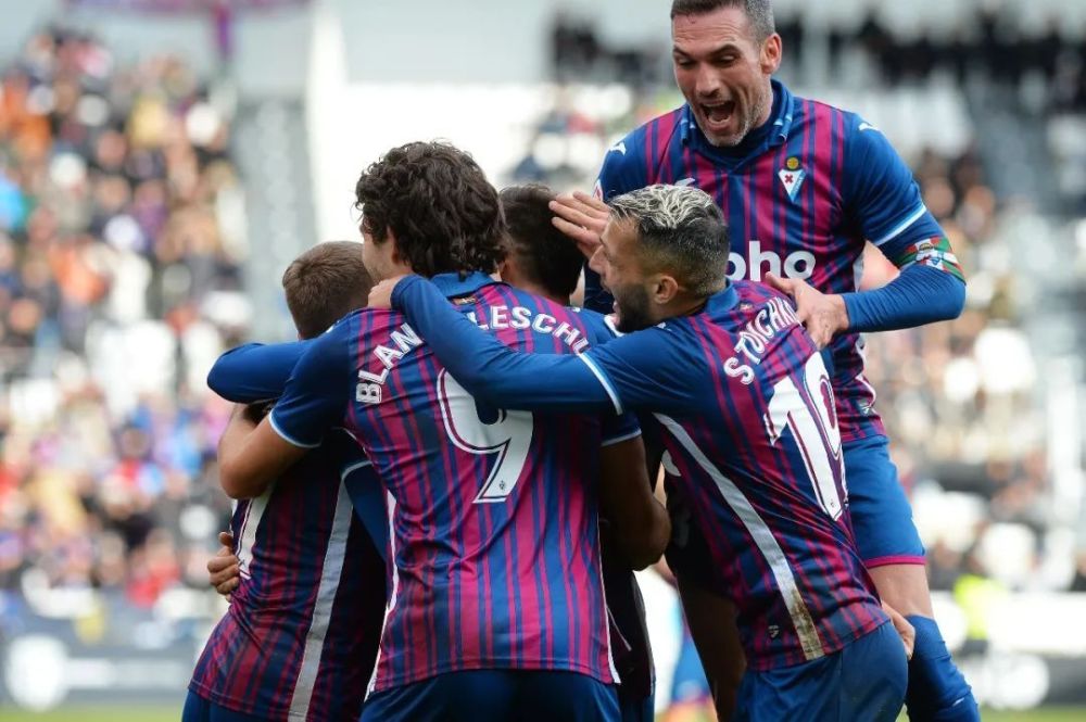 靴榜上保持 靴榜上保持