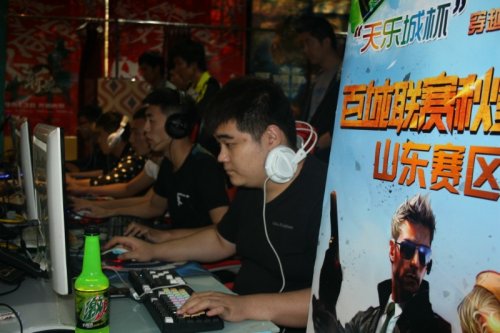 添了光彩 添了光彩