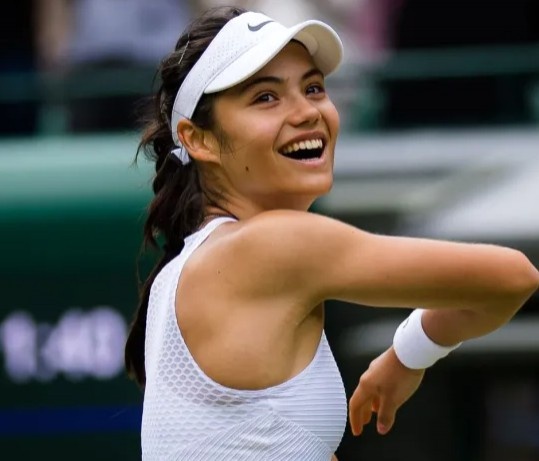 贝蒂斯与多 贝蒂斯与多